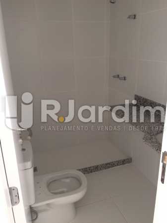 Conheça Banheiro do imóvel - Compra Venda Avaliação Imóveis Cobertura Botafogo 3 Quartos - LACO30247 - 13 Banheiro - Compra Venda Avaliação Imóveis Cobertura Botafogo 3 Quartos - LACO30247 - 13