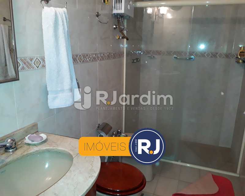 Conheça BANHEIRO SOCIAL 2 do imóvel - Apartamento 3 quartos à venda Laranjeiras, Zona Sul,Rio de Janeiro - R$ 950.000 - LAAP31820 - 9 BANHEIRO SOCIAL 2 - Apartamento 3 quartos à venda Laranjeiras, Zona Sul,Rio de Janeiro - R$ 950.000 - LAAP31820 - 9