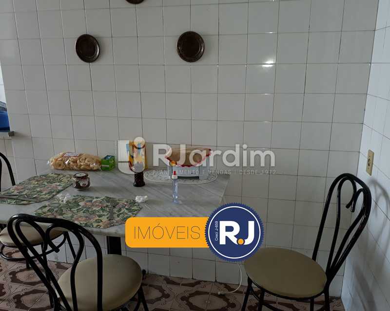 Conheça COZINHA do imóvel - Apartamento 3 quartos à venda Laranjeiras, Zona Sul,Rio de Janeiro - R$ 950.000 - LAAP31820 - 13 COZINHA - Apartamento 3 quartos à venda Laranjeiras, Zona Sul,Rio de Janeiro - R$ 950.000 - LAAP31820 - 13