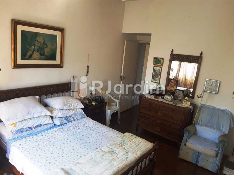 Conheça 1° quarto frontal do imóvel - Compra Venda Avaliação Imóveis Apartamento Leblon 3 Quartos - LAAP31832 - 10 1° quarto frontal - Compra Venda Avaliação Imóveis Apartamento Leblon 3 Quartos - LAAP31832 - 10