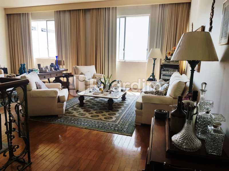 Conheça sala de estar do imóvel - Compra Venda Avaliação Imóveis Apartamento Leblon 3 Quartos - LAAP31832 - 1 sala de estar - Compra Venda Avaliação Imóveis Apartamento Leblon 3 Quartos - LAAP31832 - 1