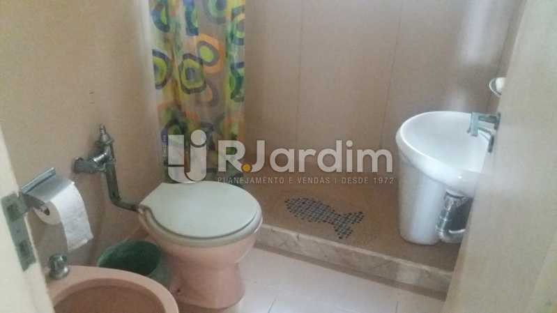 Conheça Banheiro social do imóvel - Compra Venda Avaliação Imóveis Apartamento Ipanema 4 Quartos - LAAP40709 - 9 Banheiro social - Compra Venda Avaliação Imóveis Apartamento Ipanema 4 Quartos - LAAP40709 - 9