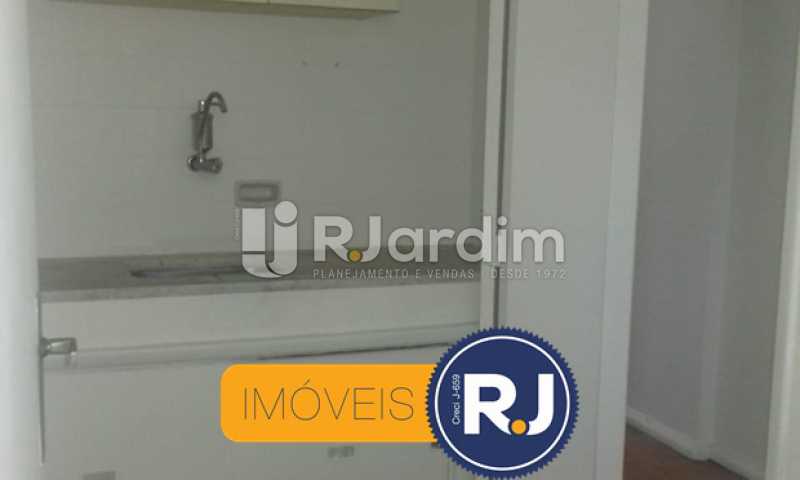 Conheça Cozinha do imóvel - Apartamento À Venda - Copacabana - Rio de Janeiro - RJ - LAAP21304 - 14 Cozinha - Apartamento À Venda - Copacabana - Rio de Janeiro - RJ - LAAP21304 - 14