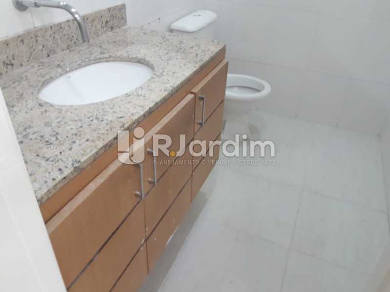Conheça Banheiro do imóvel - Imóveis Aluguel Casa Comercial Botafogo - LACC00031 - 21 Banheiro - Imóveis Aluguel Casa Comercial Botafogo - LACC00031 - 21
