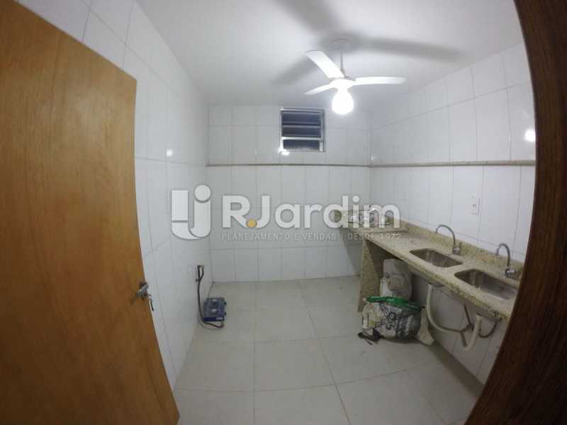 Conheça Cozinha do imóvel - Compra Venda Avaliação Imóveis Prédio Comercial Botafogo - LAPR00040 - 15 Cozinha - Compra Venda Avaliação Imóveis Prédio Comercial Botafogo - LAPR00040 - 15