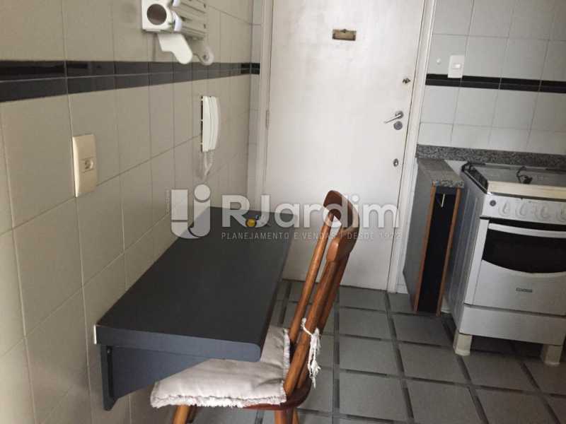 Conheça cozinha do imóvel - Imóveis Aluguel Cobertura Linear Botafogo 1 Quarto - LACO10019 - 10 cozinha - Imóveis Aluguel Cobertura Linear Botafogo 1 Quarto - LACO10019 - 10