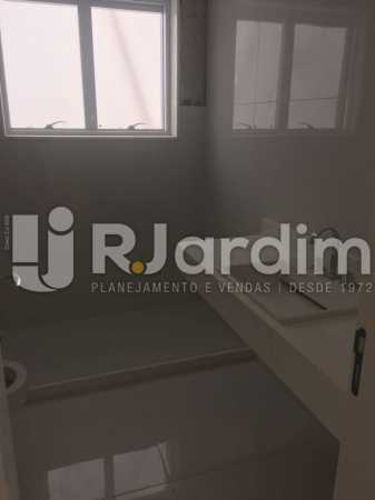 Conheça BANHEIRO SUÍTE do imóvel - Compra Venda Avaliação Imóveis Apartamento Barra da Tijuca 4 Quartos - LAAP40719 - 18 BANHEIRO SUÍTE - Compra Venda Avaliação Imóveis Apartamento Barra da Tijuca 4 Quartos - LAAP40719 - 18