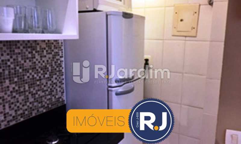 Conheça Cozinha do imóvel - Compra Venda Avaliação Imóveis Apartamento Copacabana 1 Quarto - LAAP10323 - 8 Cozinha - Compra Venda Avaliação Imóveis Apartamento Copacabana 1 Quarto - LAAP10323 - 8