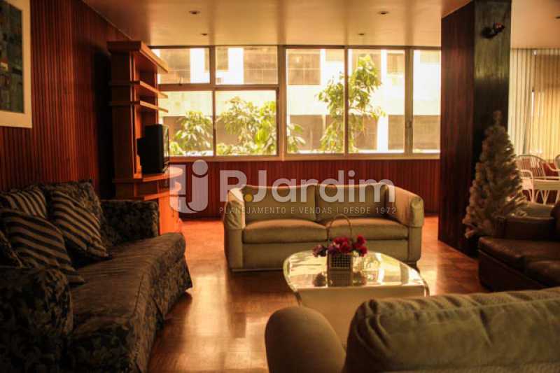 Conheça Salão 1 do imóvel - Compra Venda Avaliação Imóveis Apartamento Copacabana 4 Quartos - LAAP40721 - 1 Salão 1 - Compra Venda Avaliação Imóveis Apartamento Copacabana 4 Quartos - LAAP40721 - 1