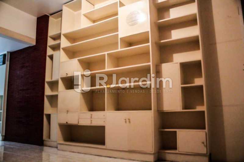Conheça Armários do imóvel - Compra Venda Avaliação Imóveis Apartamento Copacabana 4 Quartos - LAAP40721 - 14 Armários - Compra Venda Avaliação Imóveis Apartamento Copacabana 4 Quartos - LAAP40721 - 14