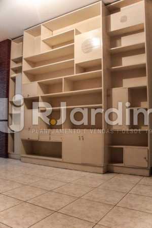 Conheça Estantes e armários do imóvel - Compra Venda Avaliação Imóveis Apartamento Copacabana 4 Quartos - LAAP40721 - 15 Estantes e armários - Compra Venda Avaliação Imóveis Apartamento Copacabana 4 Quartos - LAAP40721 - 15