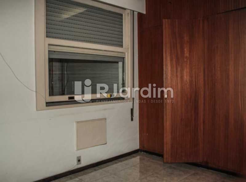 Conheça Quarto do imóvel - Compra Venda Avaliação Imóveis Apartamento Copacabana 4 Quartos - LAAP40721 - 20 Quarto - Compra Venda Avaliação Imóveis Apartamento Copacabana 4 Quartos - LAAP40721 - 20