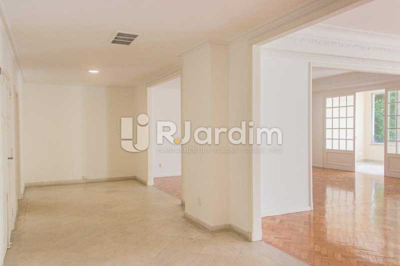 Conheça sala e corretor do imóvel - Compra Venda Avaliação Imóveis Apartamento Flamengo 4 Quartos - LAAP40722 - 6 sala e corretor - Compra Venda Avaliação Imóveis Apartamento Flamengo 4 Quartos - LAAP40722 - 6
