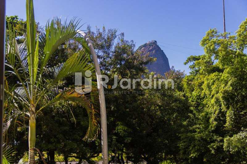 Conheça vista da sala pão de açúcar do imóvel - Compra Venda Avaliação Imóveis Apartamento Flamengo 4 Quartos - LAAP40722 - 1 vista da sala pão de açúcar - Compra Venda Avaliação Imóveis Apartamento Flamengo 4 Quartos - LAAP40722 - 1