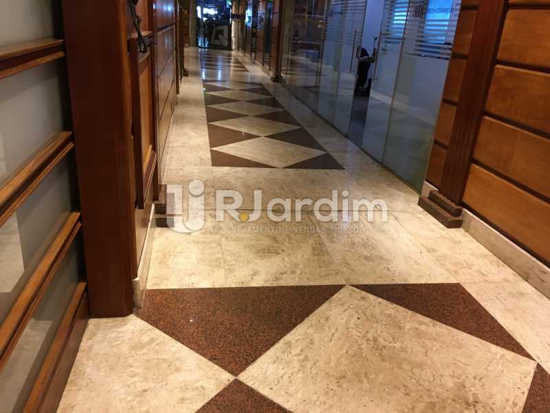 Conheça corredor do imóvel - Andar Avenida Rio Branco,Centro, Zona Central,Rio de Janeiro, RJ À Venda, 1745m² - LAAN00031 - 17 corredor - Andar Avenida Rio Branco,Centro, Zona Central,Rio de Janeiro, RJ À Venda, 1745m² - LAAN00031 - 17