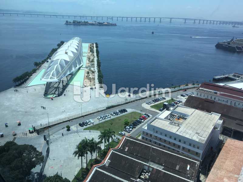 Conheça vista da sala do imóvel - Sala Comercial Para Alugar - Centro - Rio de Janeiro - RJ - LASL00179 - 1 vista da sala - Sala Comercial Para Alugar - Centro - Rio de Janeiro - RJ - LASL00179 - 1
