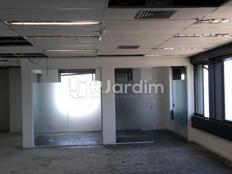 Conheça sala - área interna do imóvel - Sala Comercial Para Alugar - Centro - Rio de Janeiro - RJ - LASL00179 - 20 sala - área interna - Sala Comercial Para Alugar - Centro - Rio de Janeiro - RJ - LASL00179 - 20