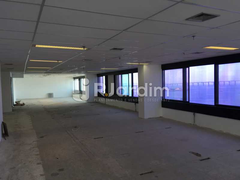Conheça área interna da sala do imóvel - Aluguel Administração Imóveis Sala Comercial Centro - LASL00180 - 19 área interna da sala - Aluguel Administração Imóveis Sala Comercial Centro - LASL00180 - 19