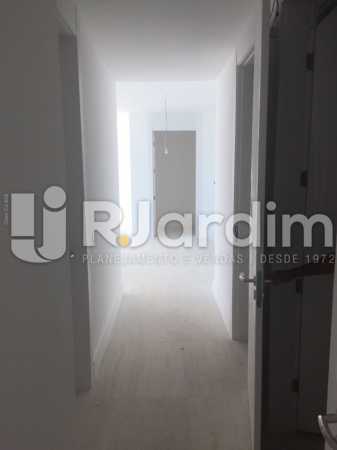 Conheça Circulação do imóvel - Apartamento À Venda - Barra da Tijuca - Rio de Janeiro - RJ - LAAP50044 - 23 Circulação - Apartamento À Venda - Barra da Tijuca - Rio de Janeiro - RJ - LAAP50044 - 23
