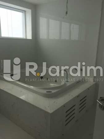 Conheça Bnheiro Social do imóvel - Apartamento À Venda - Barra da Tijuca - Rio de Janeiro - RJ - LAAP50044 - 22 Bnheiro Social - Apartamento À Venda - Barra da Tijuca - Rio de Janeiro - RJ - LAAP50044 - 22
