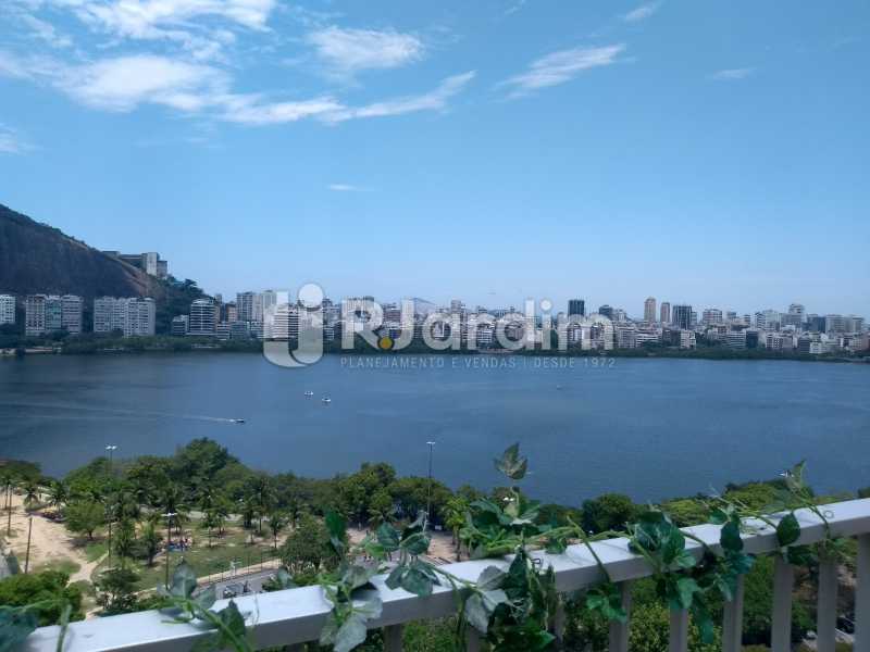 Conheça Vista frontal / Lagoa do imóvel - Compra Venda Avaliação Imóveis Cobertura Lagoa 2 Quartos - LACO20092 - 1 Vista frontal / Lagoa - Compra Venda Avaliação Imóveis Cobertura Lagoa 2 Quartos - LACO20092 - 1