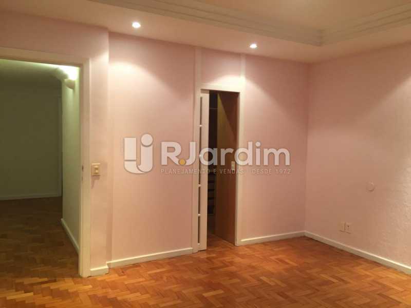 Conheça Quarto 3 do imóvel - Apartamento Para Alugar - Copacabana - Rio de Janeiro - RJ - LAAP31873 - 12 Quarto 3 - Apartamento Para Alugar - Copacabana - Rio de Janeiro - RJ - LAAP31873 - 12