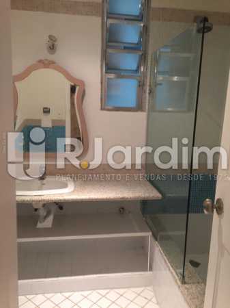 Conheça Banheiro social 2 do imóvel - Apartamento Para Alugar - Copacabana - Rio de Janeiro - RJ - LAAP31873 - 22 Banheiro social 2 - Apartamento Para Alugar - Copacabana - Rio de Janeiro - RJ - LAAP31873 - 22