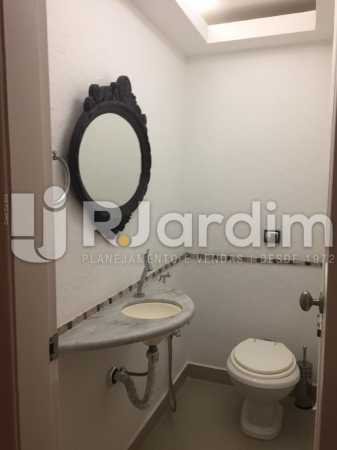 Conheça Lavabo do imóvel - Apartamento Para Alugar - Copacabana - Rio de Janeiro - RJ - LAAP31873 - 8 Lavabo - Apartamento Para Alugar - Copacabana - Rio de Janeiro - RJ - LAAP31873 - 8
