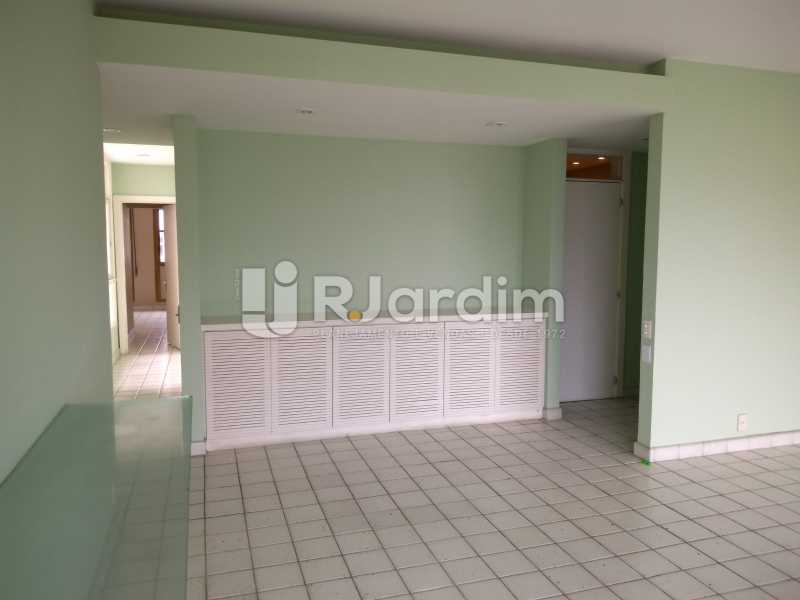 Conheça sala/ entrada social do imóvel - Cobertura À Venda - Ipanema - Rio de Janeiro - RJ - LACO30258 - 8 sala/ entrada social - Cobertura À Venda - Ipanema - Rio de Janeiro - RJ - LACO30258 - 8