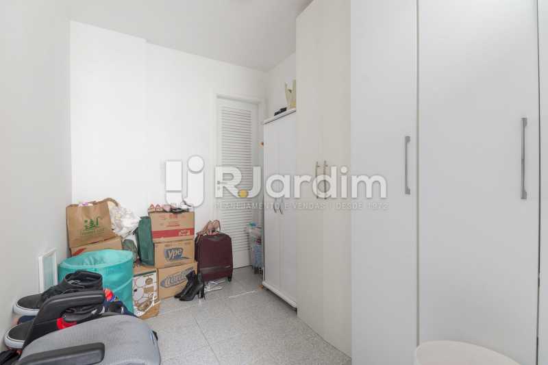 Conheça Quarto de empregada do imóvel - Apartamento À Venda - Barra da Tijuca - Rio de Janeiro - RJ - LAAP31885 - 18 Quarto de empregada - Apartamento À Venda - Barra da Tijuca - Rio de Janeiro - RJ - LAAP31885 - 18