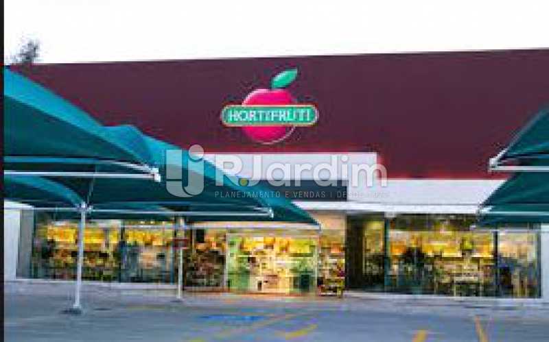 Conheça Proximo ao Hortifrutti do imóvel - Apartamento À Venda - Barra da Tijuca - Rio de Janeiro - RJ - LAAP31885 - 19 Proximo ao Hortifrutti - Apartamento À Venda - Barra da Tijuca - Rio de Janeiro - RJ - LAAP31885 - 19