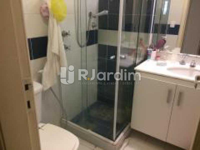 Conheça Banheiro social do imóvel - Apartamento Jardim Botânico 3 Quartos Aluguel Administração Imóveis - LAAP31889 - 22 Banheiro social - Apartamento Jardim Botânico 3 Quartos Aluguel Administração Imóveis - LAAP31889 - 22