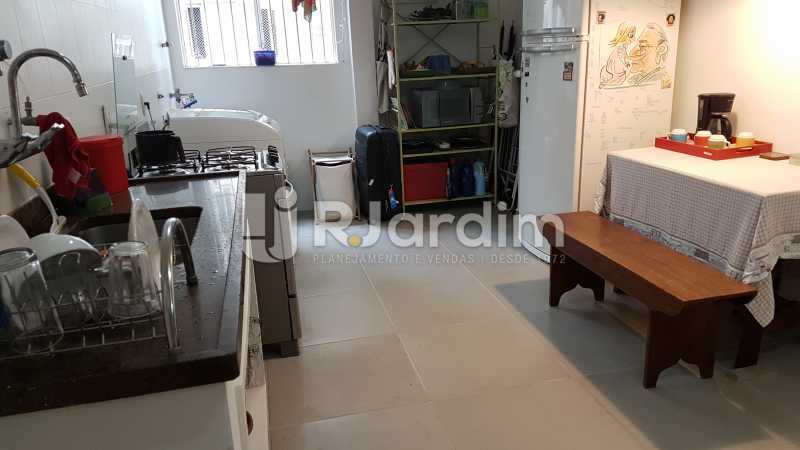 Conheça Cozinha do imóvel - Compra Venda Avaliação Apartamento Gávea 3 Quartos - LAAP31891 - 17 Cozinha - Compra Venda Avaliação Apartamento Gávea 3 Quartos - LAAP31891 - 17