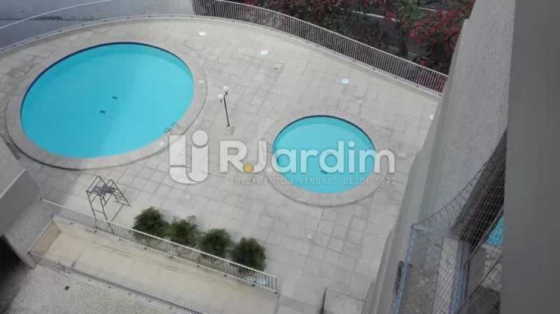 Conheça Piscina do imóvel - Compra Venda Avaliação Apartamento Gávea 3 Quartos - LAAP31891 - 22 Piscina - Compra Venda Avaliação Apartamento Gávea 3 Quartos - LAAP31891 - 22