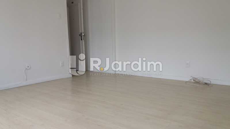 Conheça Sala 2 Ambientes do imóvel - Apartamento Para Alugar - Leblon - Rio de Janeiro - RJ - LAAP31892 - 5 Sala 2 Ambientes - Apartamento Para Alugar - Leblon - Rio de Janeiro - RJ - LAAP31892 - 5