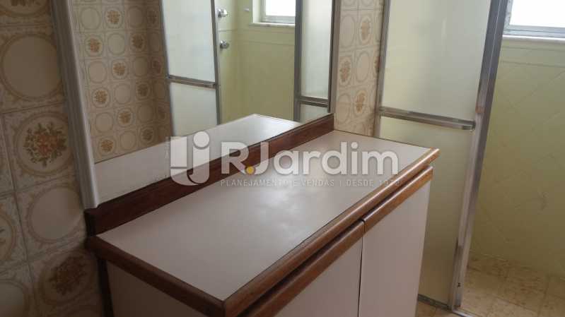 Conheça Banheiro Social do imóvel - Apartamento Para Alugar - Leblon - Rio de Janeiro - RJ - LAAP31892 - 16 Banheiro Social - Apartamento Para Alugar - Leblon - Rio de Janeiro - RJ - LAAP31892 - 16