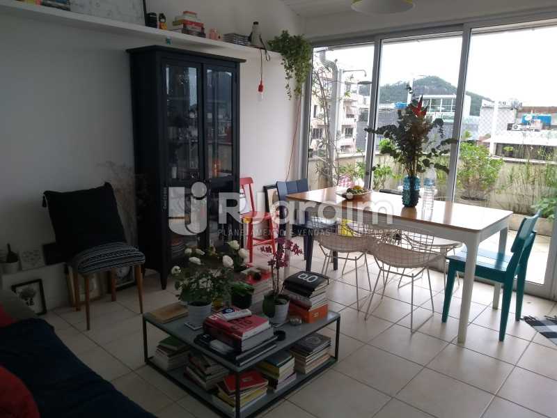 Conheça sala do imóvel - Cobertura para venda Avenida Alexandre Ferreira,Lagoa, Zona Sul,Rio de Janeiro - R$ 2.600.000 - LACO30259 - 10 sala - Cobertura para venda Avenida Alexandre Ferreira,Lagoa, Zona Sul,Rio de Janeiro - R$ 2.600.000 - LACO30259 - 10