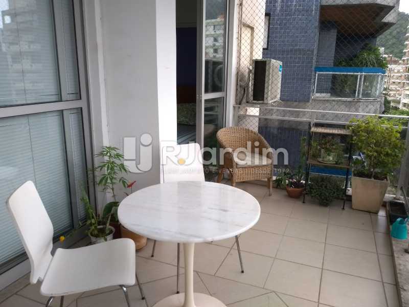 Conheça varanda / primeiro piso do imóvel - Cobertura para venda Avenida Alexandre Ferreira,Lagoa, Zona Sul,Rio de Janeiro - R$ 2.600.000 - LACO30259 - 6 varanda / primeiro piso - Cobertura para venda Avenida Alexandre Ferreira,Lagoa, Zona Sul,Rio de Janeiro - R$ 2.600.000 - LACO30259 - 6