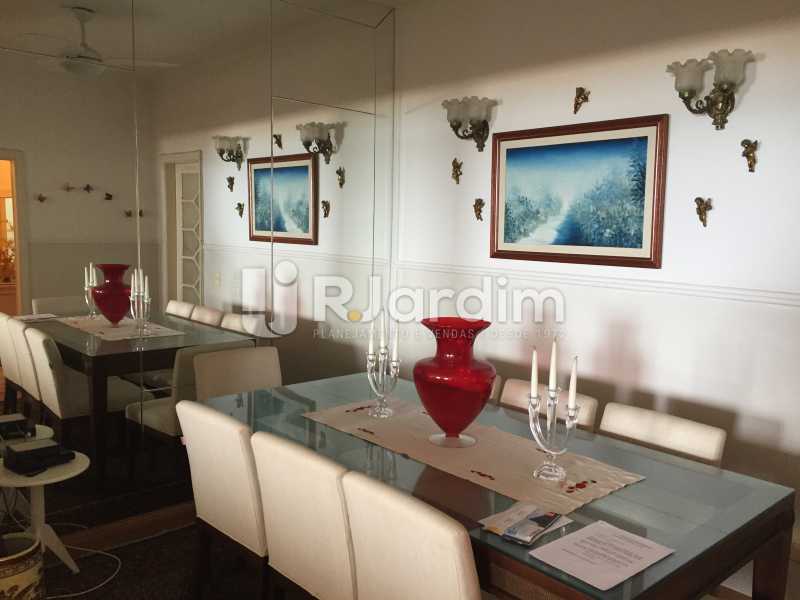 Conheça Sala do imóvel - Compra Venda Avaliação Imóveis Apartamento Copacabana 4 quartos - LAAP40725 - 9 Sala - Compra Venda Avaliação Imóveis Apartamento Copacabana 4 quartos - LAAP40725 - 9