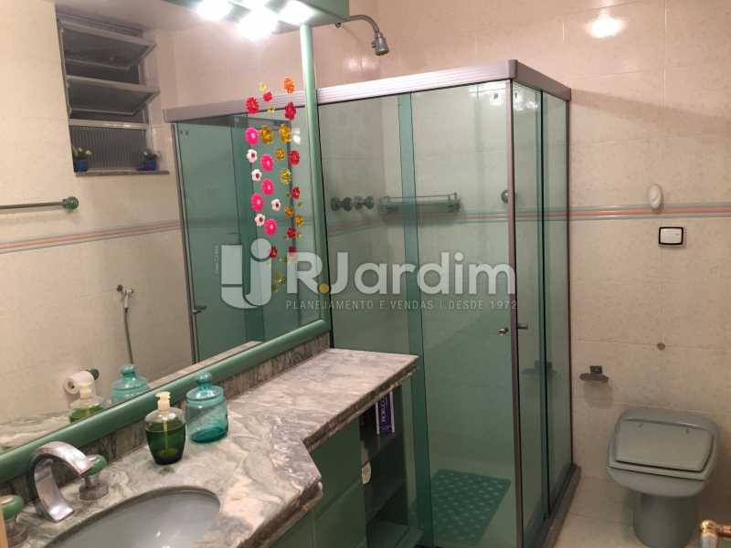 Conheça Banheiro do imóvel - Compra Venda Avaliação Imóveis Apartamento Copacabana 4 quartos - LAAP40725 - 17 Banheiro - Compra Venda Avaliação Imóveis Apartamento Copacabana 4 quartos - LAAP40725 - 17
