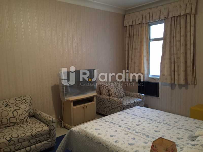 Conheça Quarto do imóvel - Compra Venda Avaliação Imóveis Apartamento Copacabana 4 quartos - LAAP40725 - 19 Quarto - Compra Venda Avaliação Imóveis Apartamento Copacabana 4 quartos - LAAP40725 - 19