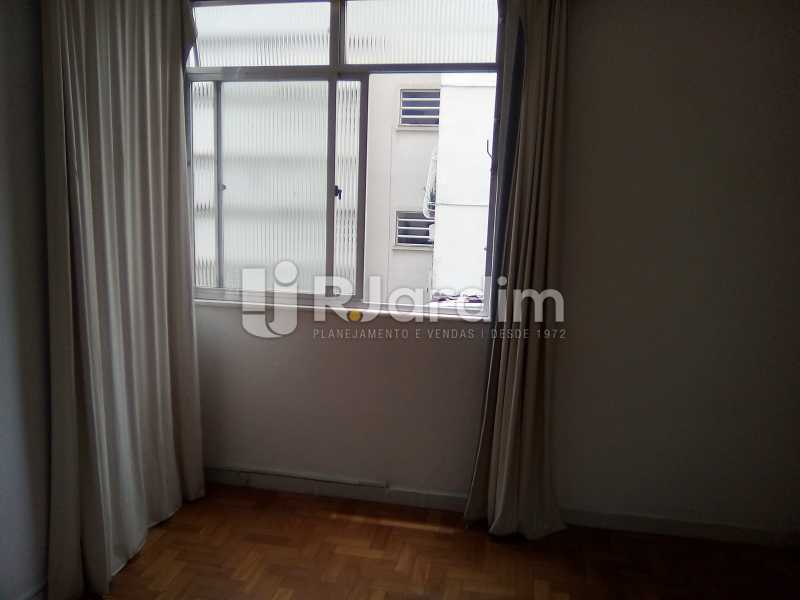 Conheça Quarto do imóvel - Aluguel Administração Imóveis Apartamento Leblon 1 Quarto - LAAP10333 - 6 Quarto - Aluguel Administração Imóveis Apartamento Leblon 1 Quarto - LAAP10333 - 6