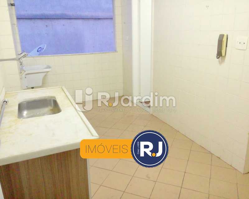 Conheça Cozinha do imóvel - Compra Venda Avaliação Imóveis Apartamento Botafogo 2 Quartos - LAAP21352 - 18 Cozinha - Compra Venda Avaliação Imóveis Apartamento Botafogo 2 Quartos - LAAP21352 - 18