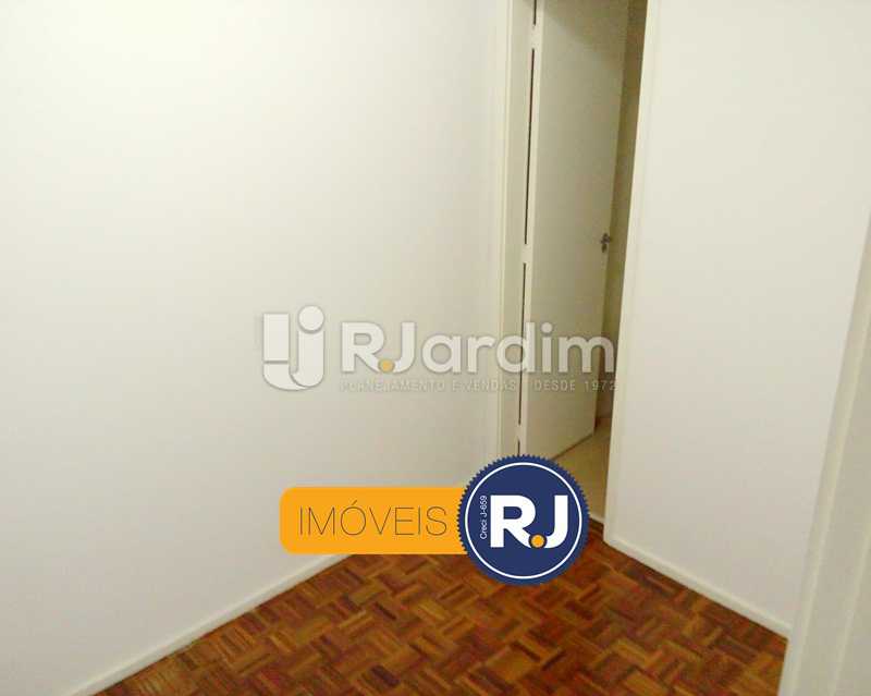 Conheça Dependência de empregada do imóvel - Compra Venda Avaliação Imóveis Apartamento Botafogo 2 Quartos - LAAP21352 - 22 Dependência de empregada - Compra Venda Avaliação Imóveis Apartamento Botafogo 2 Quartos - LAAP21352 - 22