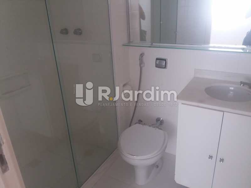 Conheça Banheiro suíte do imóvel - Apartamento Rua Jardim Botânico,Jardim Botânico, Zona Sul,Rio de Janeiro, RJ À Venda, 3 Quartos, 73m² - LAAP31907 - 10 Banheiro suíte - Apartamento Rua Jardim Botânico,Jardim Botânico, Zona Sul,Rio de Janeiro, RJ À Venda, 3 Quartos, 73m² - LAAP31907 - 10
