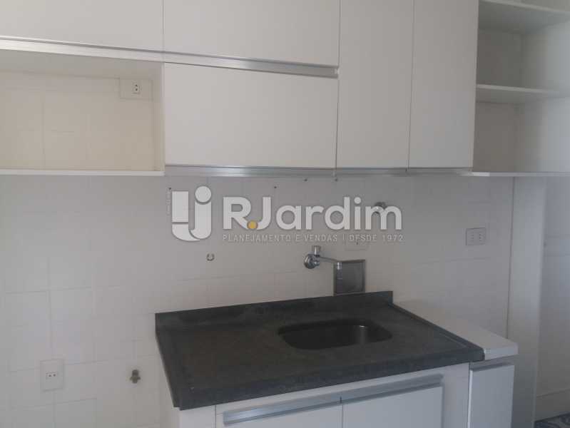 Conheça Cozinha do imóvel - Apartamento Rua Jardim Botânico,Jardim Botânico, Zona Sul,Rio de Janeiro, RJ À Venda, 3 Quartos, 73m² - LAAP31907 - 24 Cozinha - Apartamento Rua Jardim Botânico,Jardim Botânico, Zona Sul,Rio de Janeiro, RJ À Venda, 3 Quartos, 73m² - LAAP31907 - 24