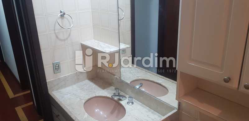 Conheça banheiro do imóvel - Compra Venda Avaliação Imóveis Flat Residencial Ipanema 2 quartos - LAFL20084 - 8 banheiro - Compra Venda Avaliação Imóveis Flat Residencial Ipanema 2 quartos - LAFL20084 - 8