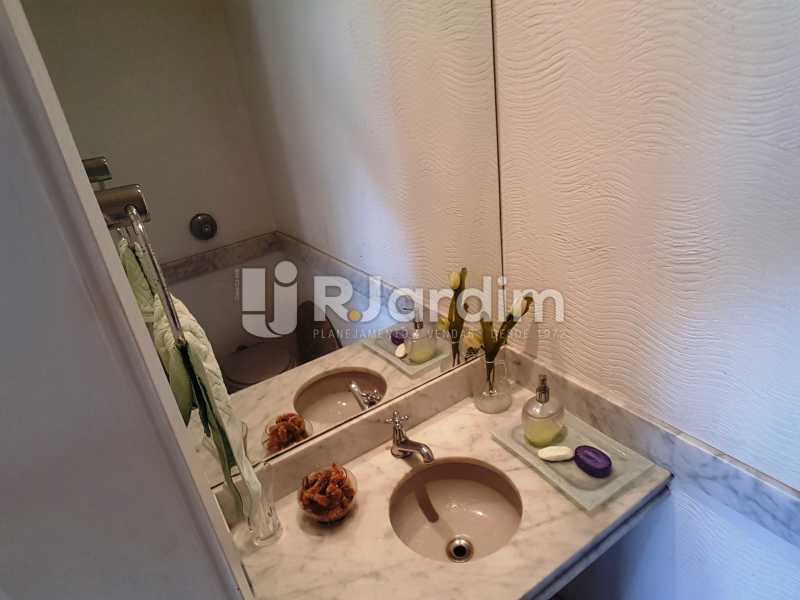 Conheça LAVABO do imóvel - Apartamento 3 quartos venda Leblon, Zona Sul,Rio de Janeiro - R$ 2.700.000 - LAAP31914 - 21 LAVABO - Apartamento 3 quartos venda Leblon, Zona Sul,Rio de Janeiro - R$ 2.700.000 - LAAP31914 - 21