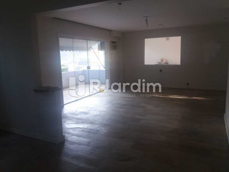 Conheça Sala do imóvel - Casa À Venda - Humaitá - Rio de Janeiro - RJ - LACA40041 - 5 Sala - Casa À Venda - Humaitá - Rio de Janeiro - RJ - LACA40041 - 5