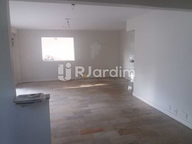 Conheça Sala do imóvel - Casa À Venda - Humaitá - Rio de Janeiro - RJ - LACA40041 - 6 Sala - Casa À Venda - Humaitá - Rio de Janeiro - RJ - LACA40041 - 6